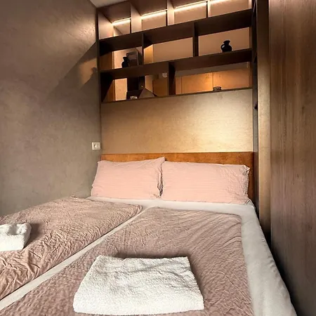 Slavic Industrial Apartments By Chors Διαμέρισμα Μπρατισλάβα