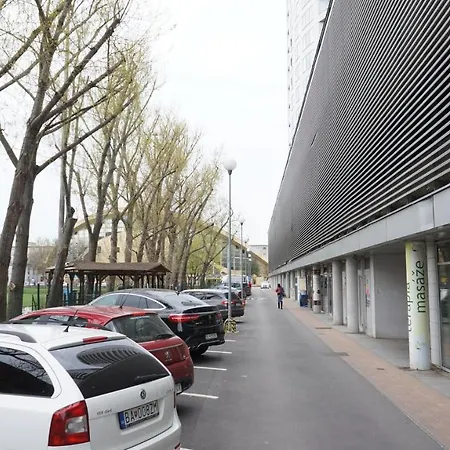 Διαμέρισμα Slavic Industrial Apartments By Chors *