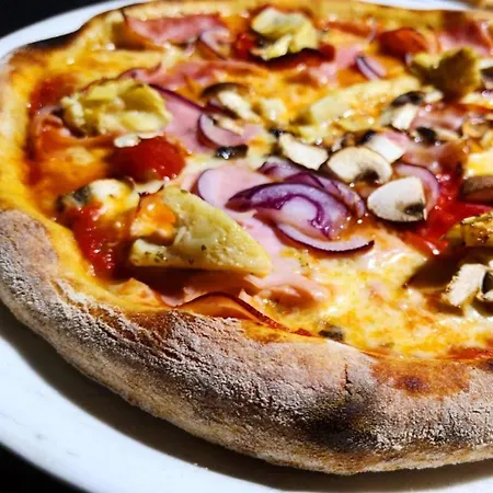 Lägenhet Slavic Spacious By Chors Bratislava