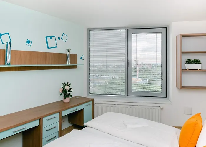 Slavic Spacious By Chors Appartement