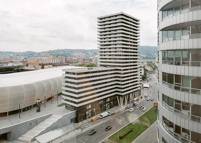 Apartment Slavic Spacious By Chors