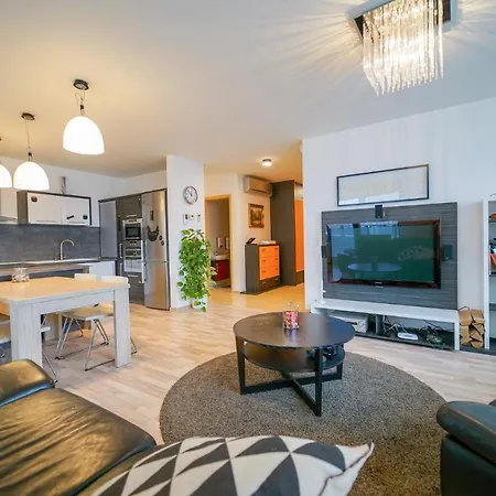 Apartament Slavic Spacious Bratysława