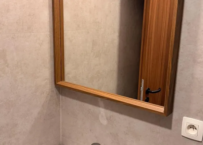 Slavic Spacious By Chors Apartmán