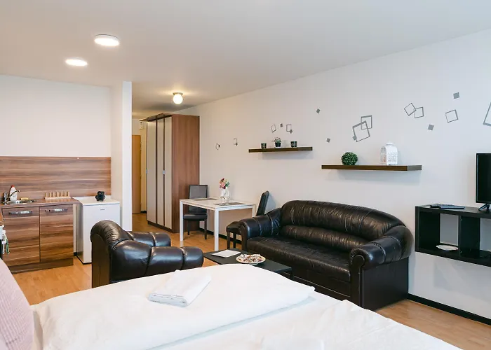 Slavic Spacious By Chors Apartmán *