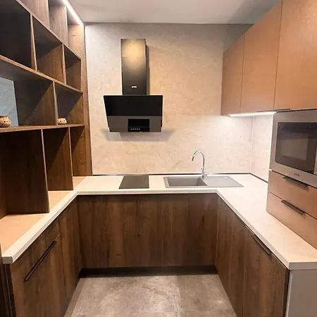 Slavic Spacious By Chors Apartament Bratislava