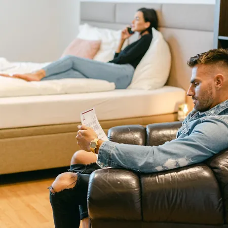 Slavic Spacious By Chors Apartament *